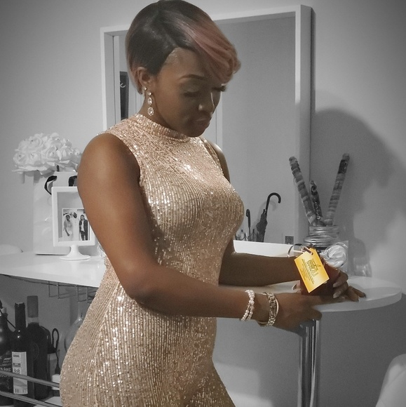 Alexus, Posh Professional - Picture 3 of 8